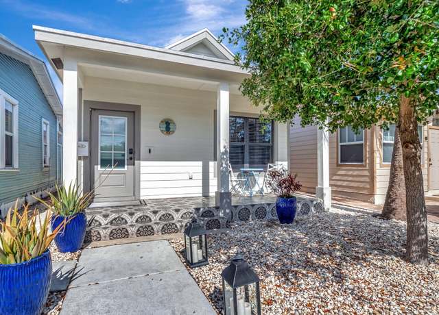 Property at 113 S L St, Lake Worth Beach, FL 33460, 3 beds, 3 baths
