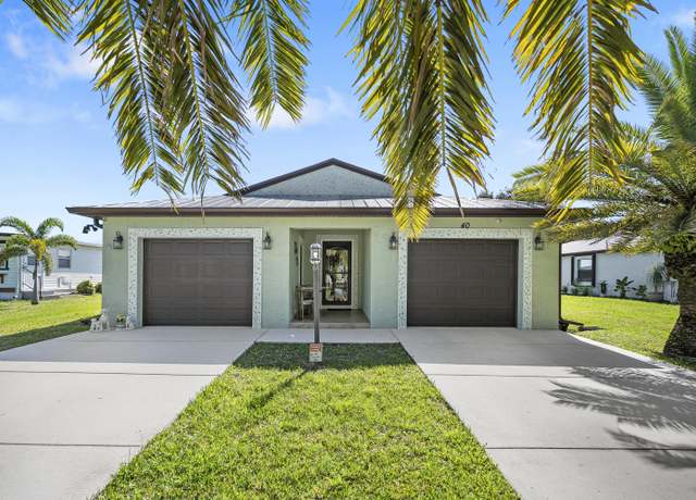 Property at 40 Silver Oak Dr, Port Saint Lucie, FL 34952, 3 beds, 2 baths