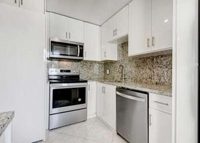 Property at 4070 Tivoli 208 Ct #208, Lake Worth, FL 33467, 2 beds, 2 baths