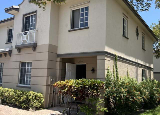 Property at 2029 Island Dr, Riviera Beach, FL 33404, 3 beds, 2.5 baths