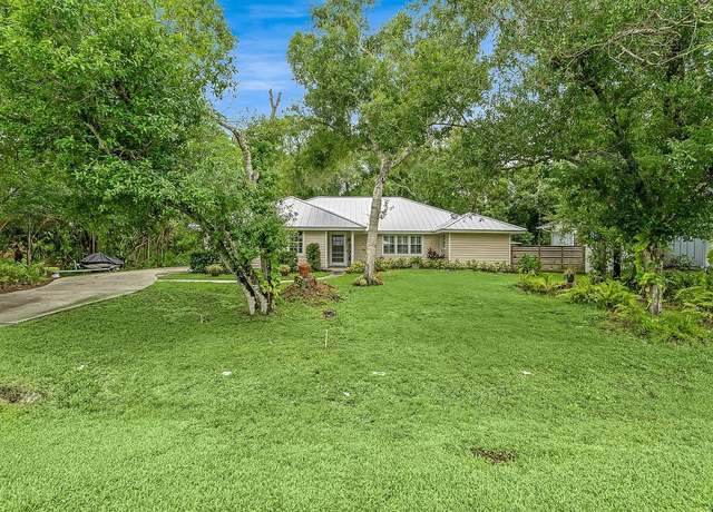 Property at 435 61st Ave, Vero Beach, FL 32968, 3 beds, 2 baths