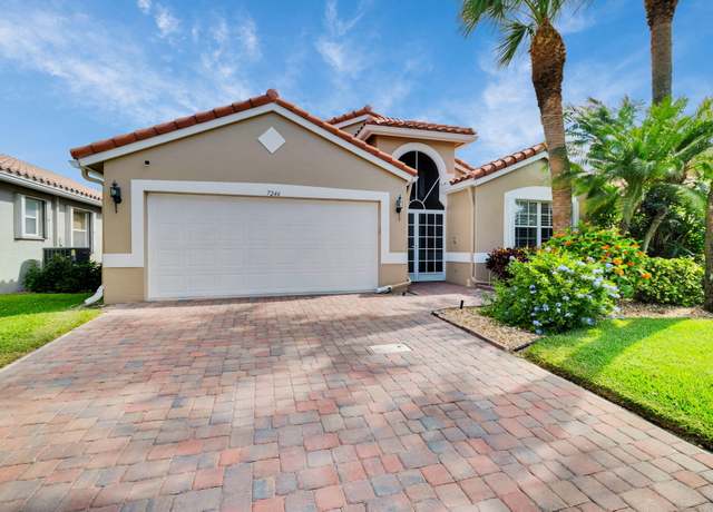 Property at 7246 Haviland Cir, Boynton Beach, FL 33437, 3 beds, 2 baths