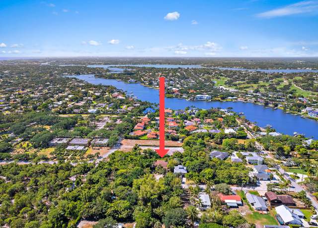 Property at 10890 SE Linden St, Jupiter, FL 33469, 2 beds, 2 baths