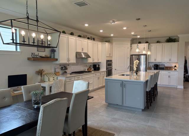Property at 740 SE Villandry Way, Port Saint Lucie, FL 34984, 3 beds, 3 baths