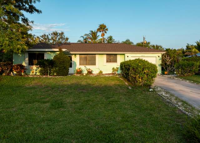 Property at 2511 SE Marius St, Port Saint Lucie, FL 34953, 2 beds, 1 bath