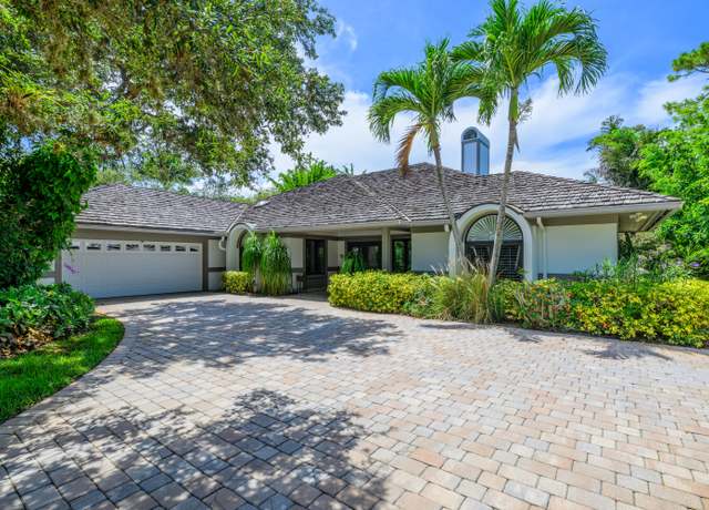 Property at 1063 SW Pigeon Plum Way, Palm City, FL 34990, 3 beds, 2.5 baths