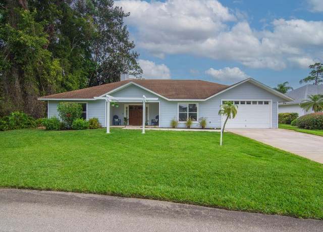 Property at 6477 55th Sq, Vero Beach, FL 32967, 3 beds, 2.5 baths