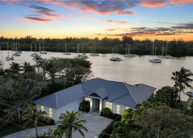 Property at 3937 Indian River Dr E, Vero Beach, FL 32963, 4 beds, 4 baths