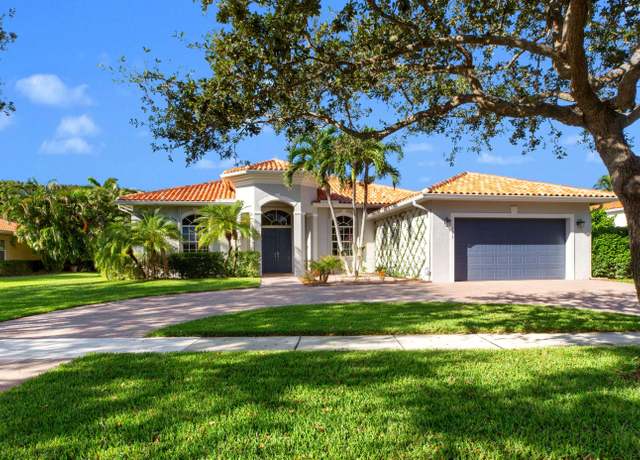 Property at 9918 SE Osprey Pointe Dr, Hobe Sound, FL 33455, 3 beds, 3 baths