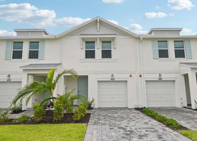 Property at 475 Salisbury Cir, Fort Pierce, FL 34982, 3 beds, 2.5 baths
