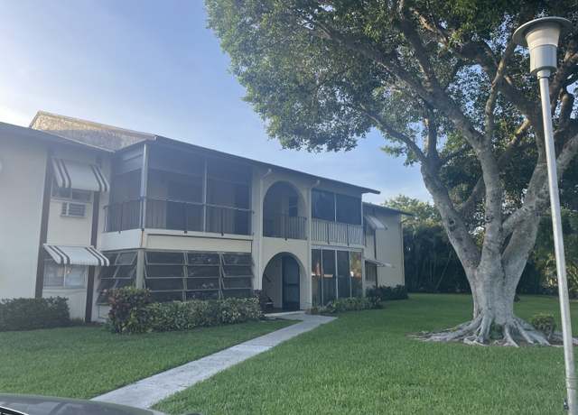 Property at 5773 La Pinata Blvd Unit D1, Greenacres, FL 33463, 2 beds, 1.5 baths