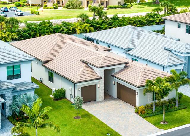 Property at 8330 Essex Country Club Dr, Boca Raton, FL 33434, 3 beds, 3.5 baths