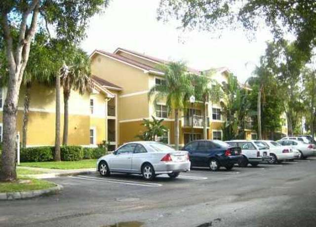 Property at 8801 Wiles Rd #302, Coral Springs, FL 33067, 3 beds, 2 baths