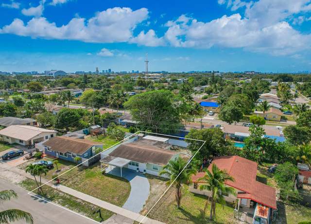 Property at 180 NW 18 St, Pompano Beach, FL 33060, 4 beds, 2 baths