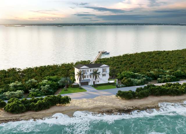 Property at 220 SE Macarthur Blvd, Stuart, FL 34996, 4 beds, 5.5 baths