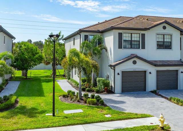 Property at 14121 Pine Lodge Ln, Fort Myers, FL 33913, 3 beds, 2.5 baths