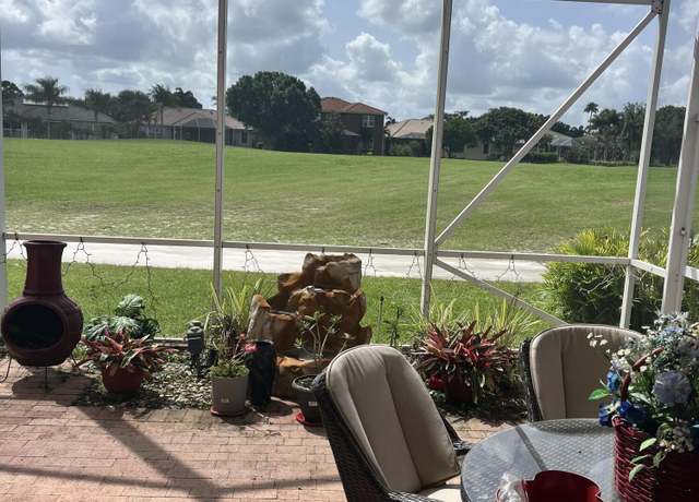 Property at 649 Stanford Ln, Port Saint Lucie, FL 34983, 3 beds, 2 baths
