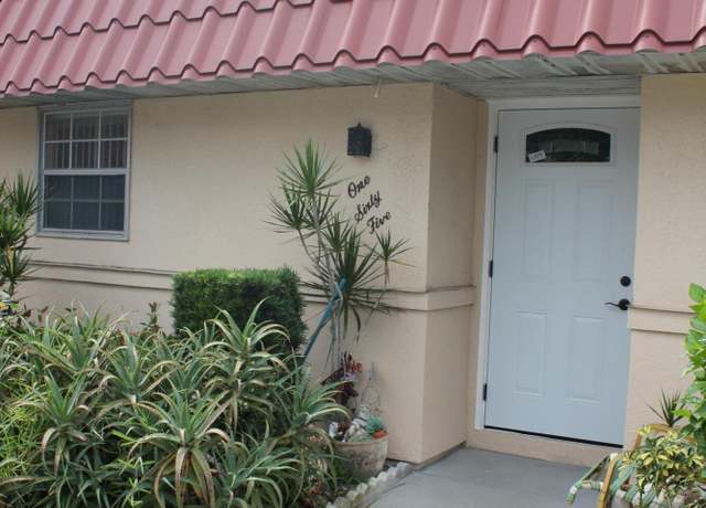 Property at 165 Amherst Ln, Lake Worth, FL 33467, 1 bed, 1.5 baths
