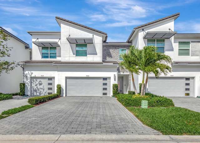 Property at 9043 Kingsmoor Way, Lake Worth, FL 33467, 3 beds, 2.5 baths