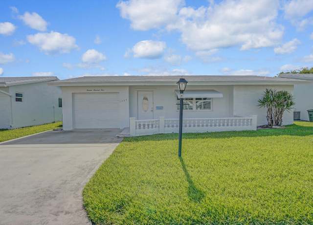 Property at 1304 SW 23rd St, Boynton Beach, FL 33426, 2 beds, 2 baths