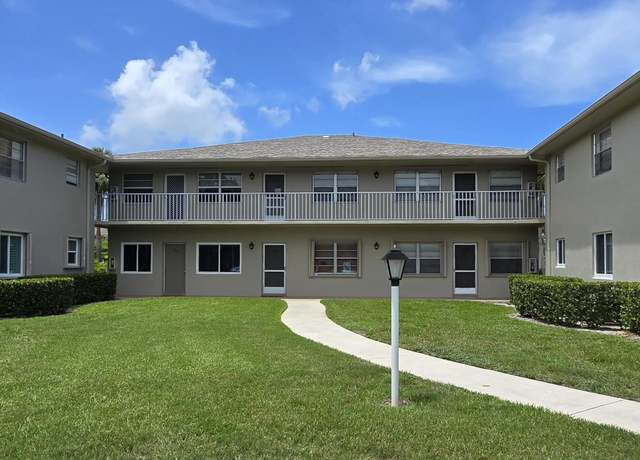 Property at 26 Lake Vista Trl #204, Port Saint Lucie, FL 34952, 1 bed, 1 bath