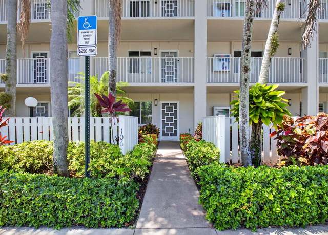 Property at 6112 Huntwick Ter #106, Delray Beach, FL 33484, 2 beds, 2 baths