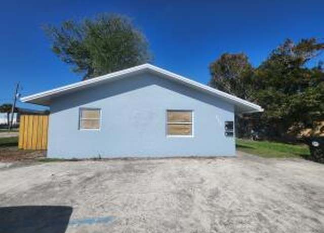 Property at 517 S F St, Lake Worth, FL 33460, 2 baths