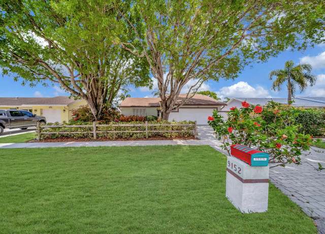 Property at 9152 Affirmed Ln, Boca Raton, FL 33496, 3 beds, 2 baths