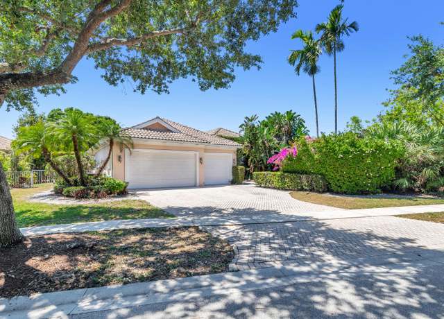 Property at 1737 Flagler Manor Cir, West Palm Beach, FL 33411, 4 beds, 4.5 baths