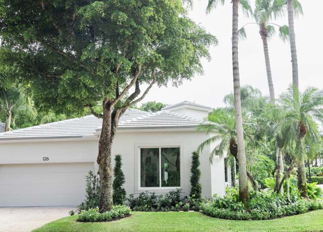 Property at 126 Sunset Cove Ln, Palm Beach Gardens, FL 33418, 3 beds, 3 baths