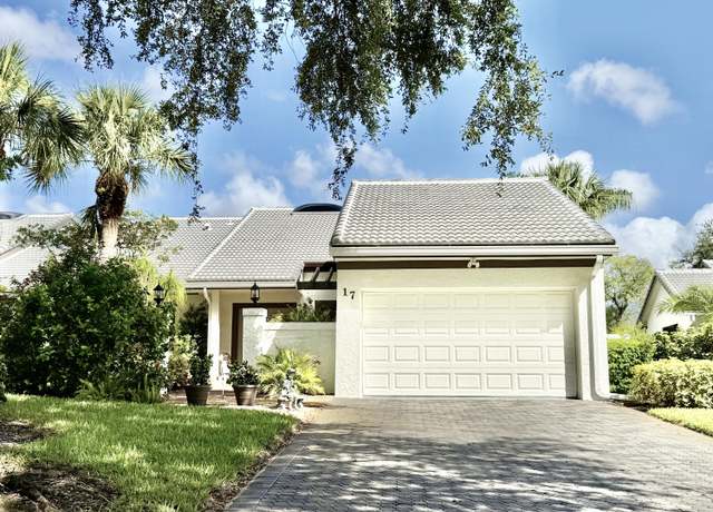 Property at 17 Clubhouse Ln, Boynton Beach, FL 33436, 3 beds, 2 baths