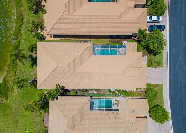 Property at 3336 Caracal Dr, Hutchinson Island, FL 34949, 3 beds, 3.5 baths