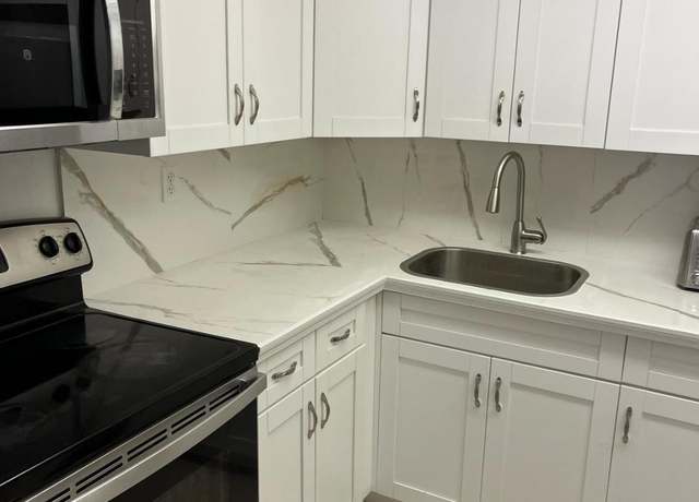 Property at 1758 NW 55th Ave #102, Lauderhill, FL 33313, 1 bed, 1 bath