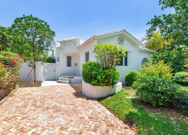 Property at 711 Ardmore Rd, West Palm Beach, FL 33401, 2 beds, 2.5 baths