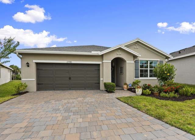 Property at 2790 NE Breezeway Cir, Ocean Breeze, FL 34957, 3 beds, 2 baths