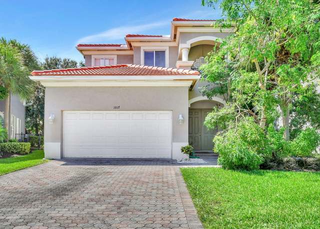 Property at 1017 Grove Park Cir, Boynton Beach, FL 33436, 4 beds, 2.5 baths