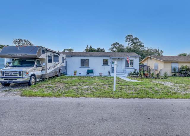 Property at 3830 Corrigan Ct, Palm Springs, FL 33461, 2 beds, 2 baths
