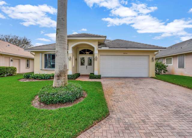 Property at 7974 SE Hempstead Cir, Hobe Sound, FL 33455, 3 beds, 2.5 baths