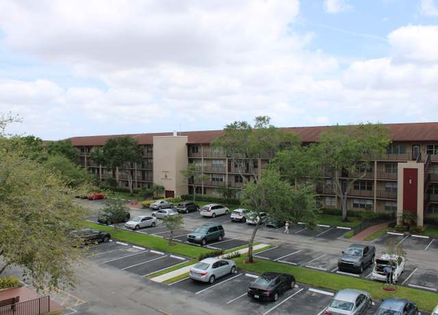 Property at 850 SW 133rd Ter Unit 404b, Pembroke Pines, FL 33023, 1 bed, 1.5 baths