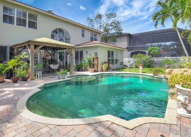 Property at 6243 Shadow Tree Ln, Lake Worth, FL 33463, 5 beds, 3 baths