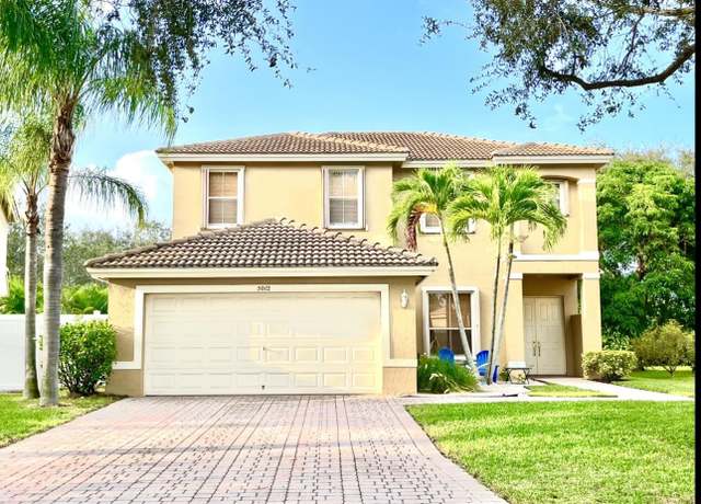 Property at 5012 Victoria Cir, West Palm Beach, FL 33409, 4 beds, 3.5 baths