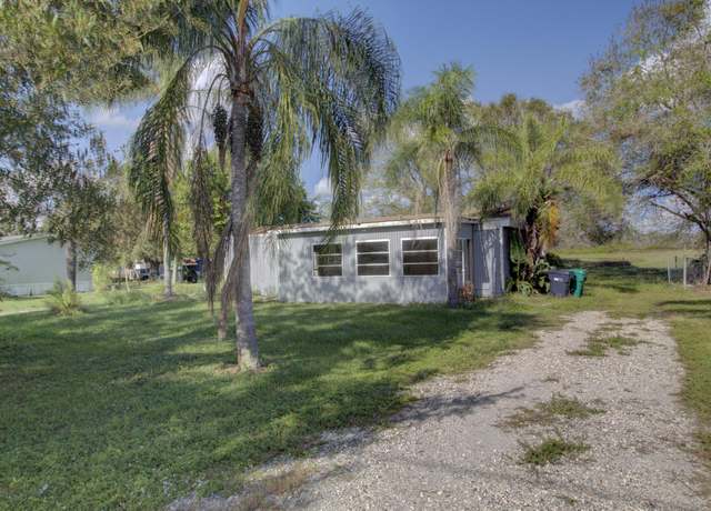 Property at 8455 SE 57th Dr, Okeechobee, FL 34974, 2 beds, 2 baths