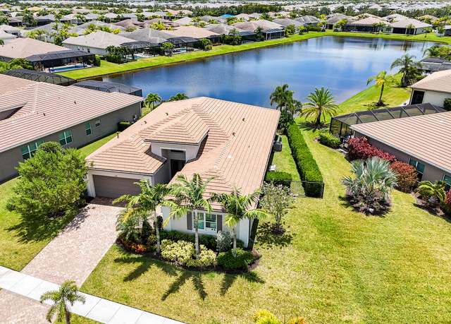 Property at 11698 SW Coronado Springs Dr, Port Saint Lucie, FL 34987, 3 beds, 2.5 baths