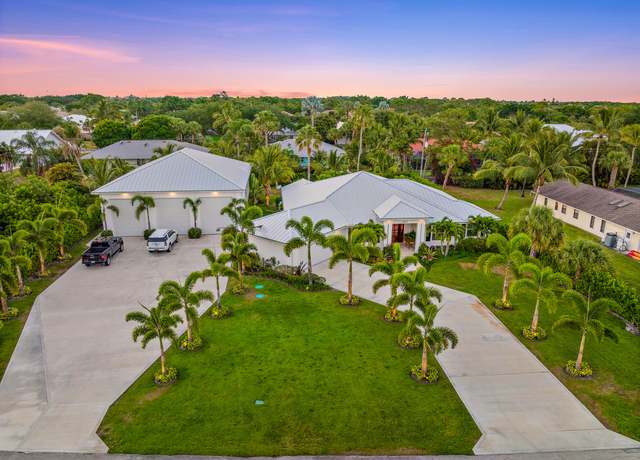 Property at 8505 SE Bayberry Ter, Hobe Sound, FL 33455, 4 beds, 3 baths