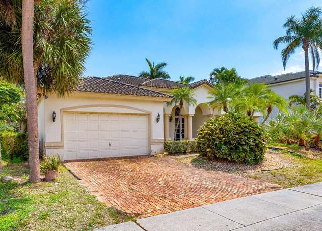 Property at 1740 SW 2nd Ave, Boca Raton, FL 33432, 4 beds, 3 baths