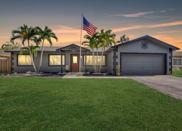 Property at 11536 SW 55th Ct, Cooper City, FL 33330, 3 beds, 2 baths