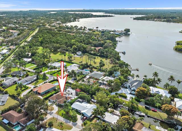 Property at 9524 SE Cove Point St, Jupiter, FL 33469, 3 beds, 2 baths