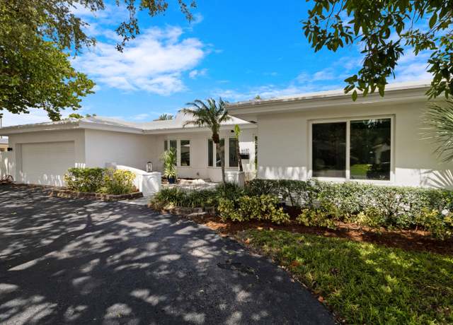 Property at 6630 NE 21st Ave, Fort Lauderdale, FL 33308, 3 beds, 2 baths