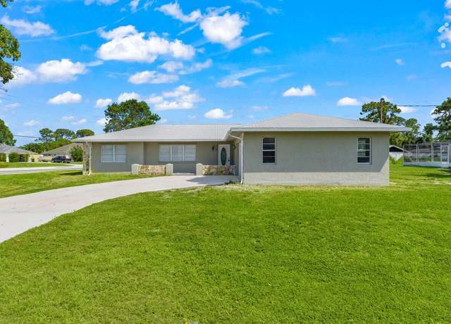 Property at 798 SE Atlantus Ave, Port Saint Lucie, FL 34983, 3 beds, 2 baths