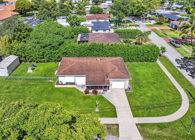 Property at 5702 Jefferson St, Hollywood, FL 33023, 2 beds, 2 baths